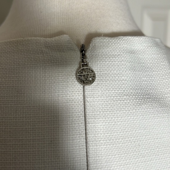 Anne Klein white & tan sleeveless career dress size 6. - Picture 3 of 9